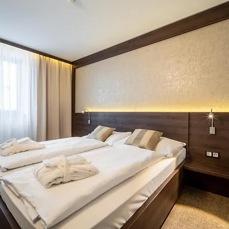 Wellness Jason 4* Vrsatske Podhradie