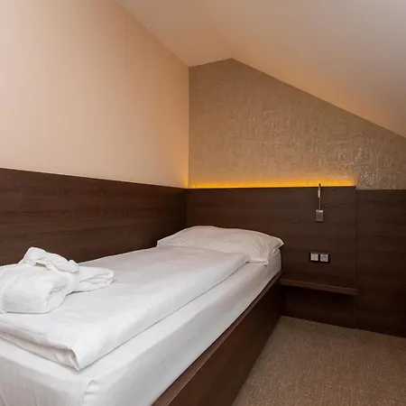 Wellness Jason Vrsatske Podhradie