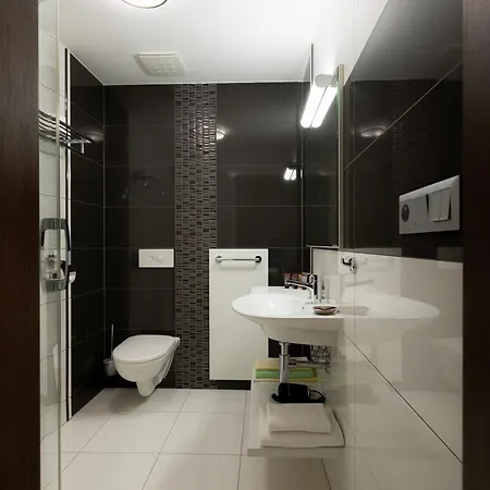 Wellness Jason فندق 4*